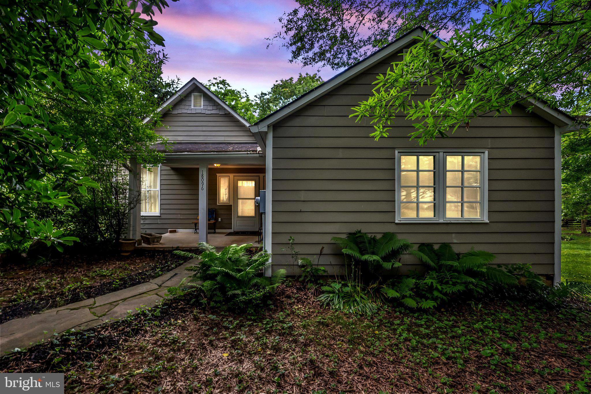 18100 & 18096 LINCOLN ROAD