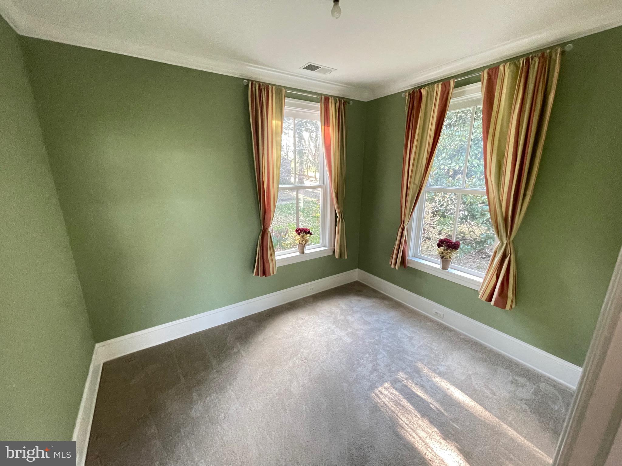 18100 & 18096 LINCOLN ROAD