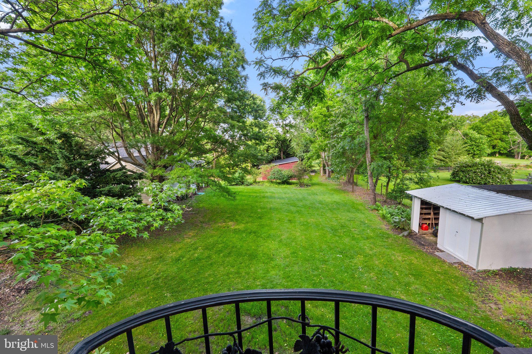 18100 & 18096 LINCOLN ROAD