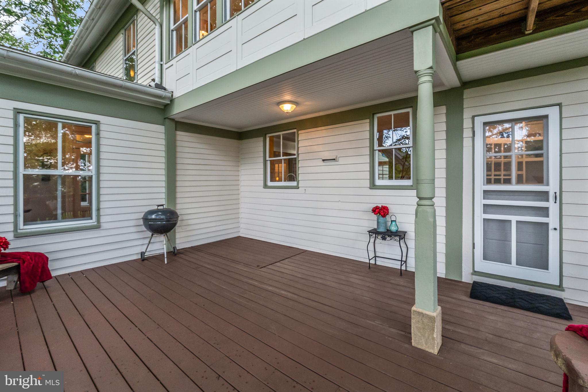 18100 & 18096 LINCOLN ROAD