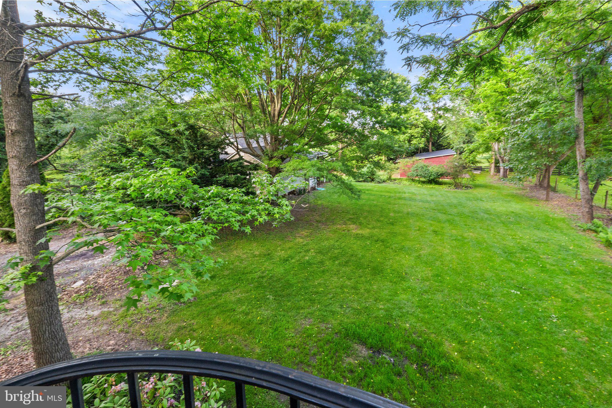 18100 & 18096 LINCOLN ROAD