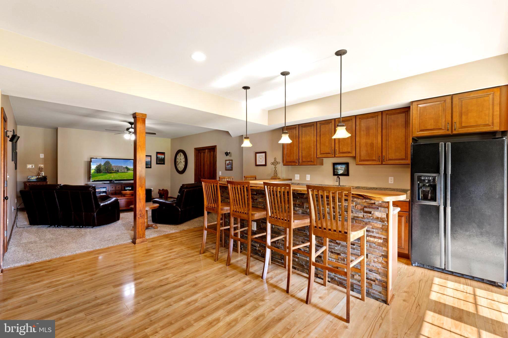 39054 OLD STAGE PLACE