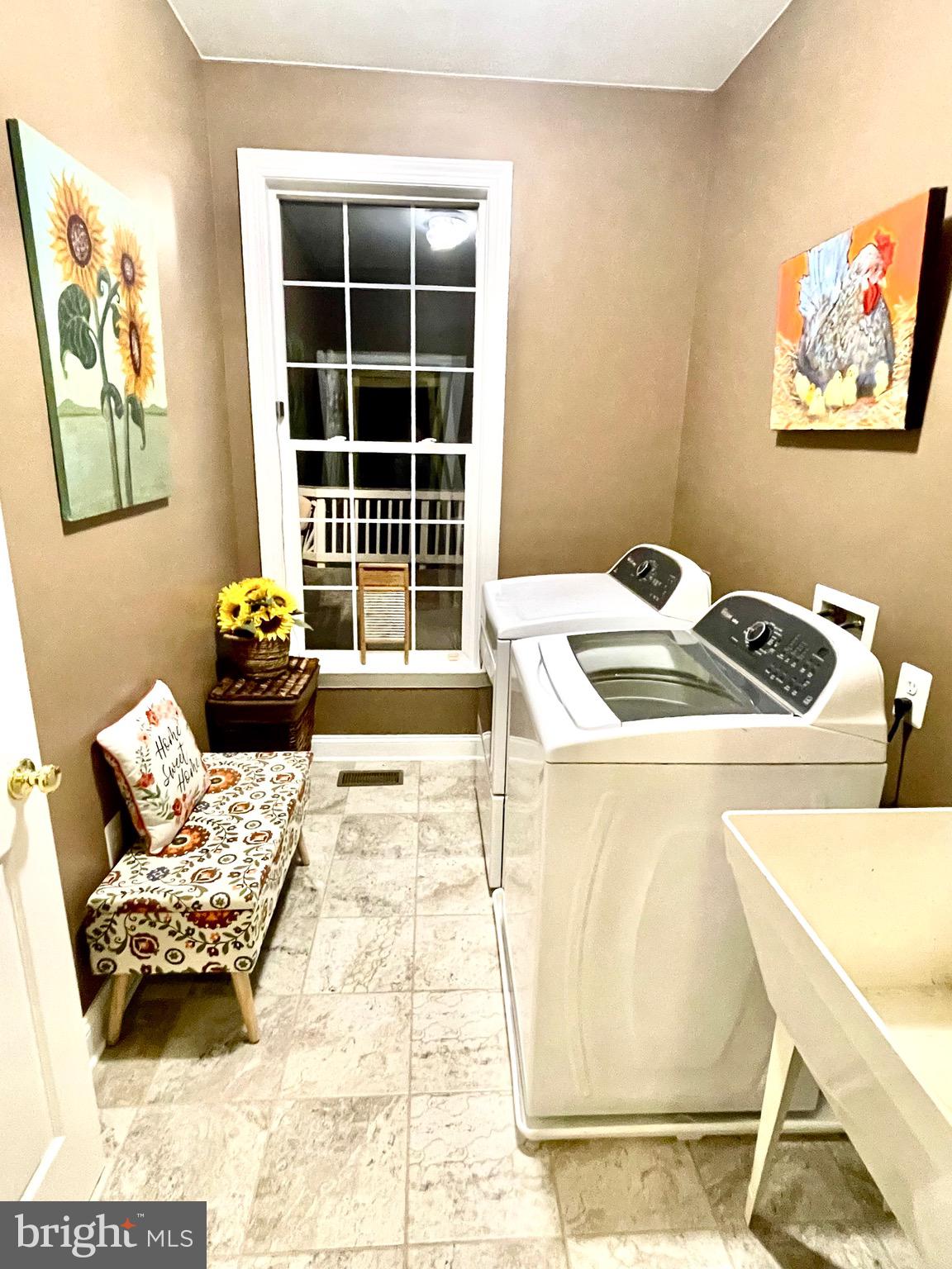 39054 OLD STAGE PLACE