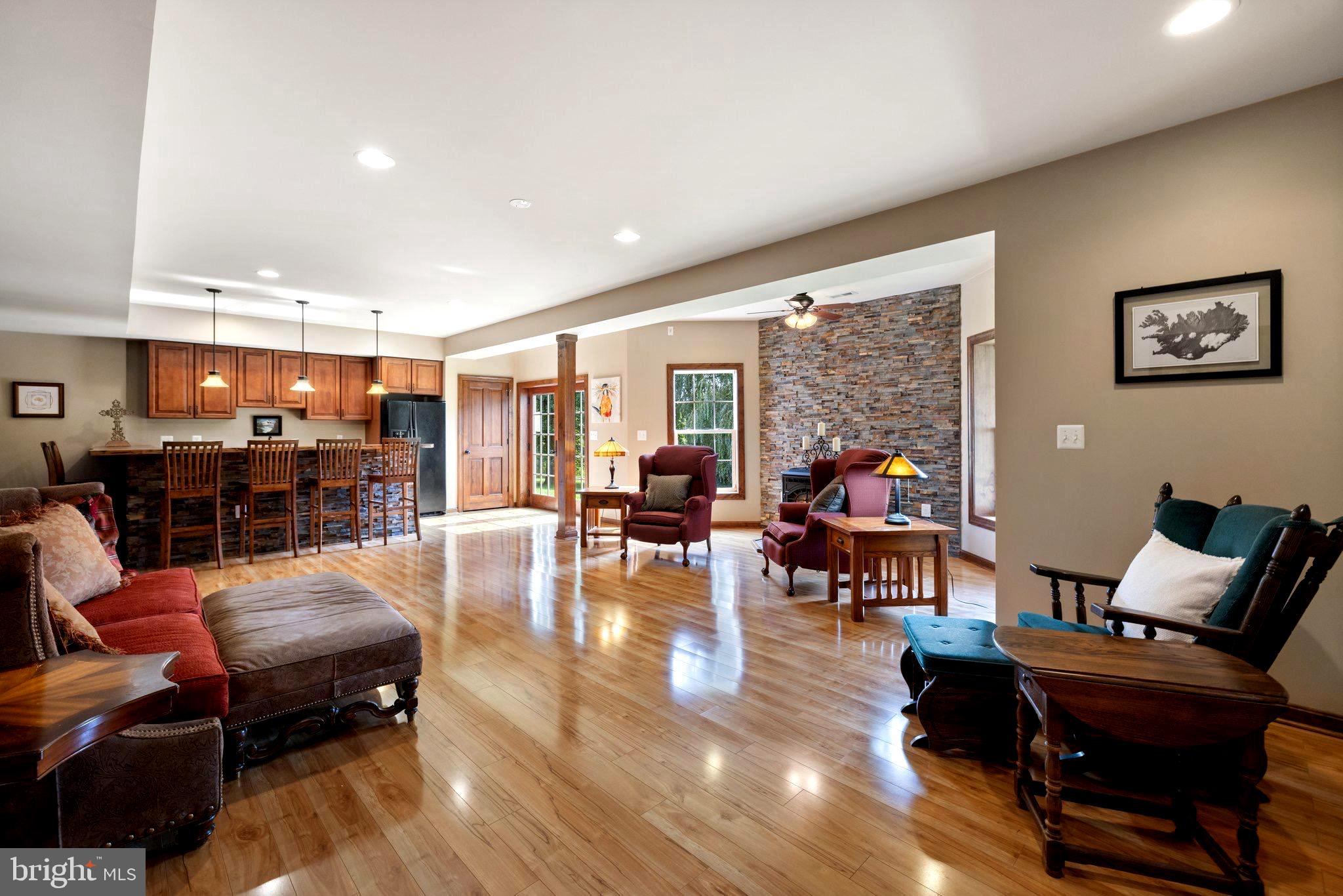 39054 OLD STAGE PLACE