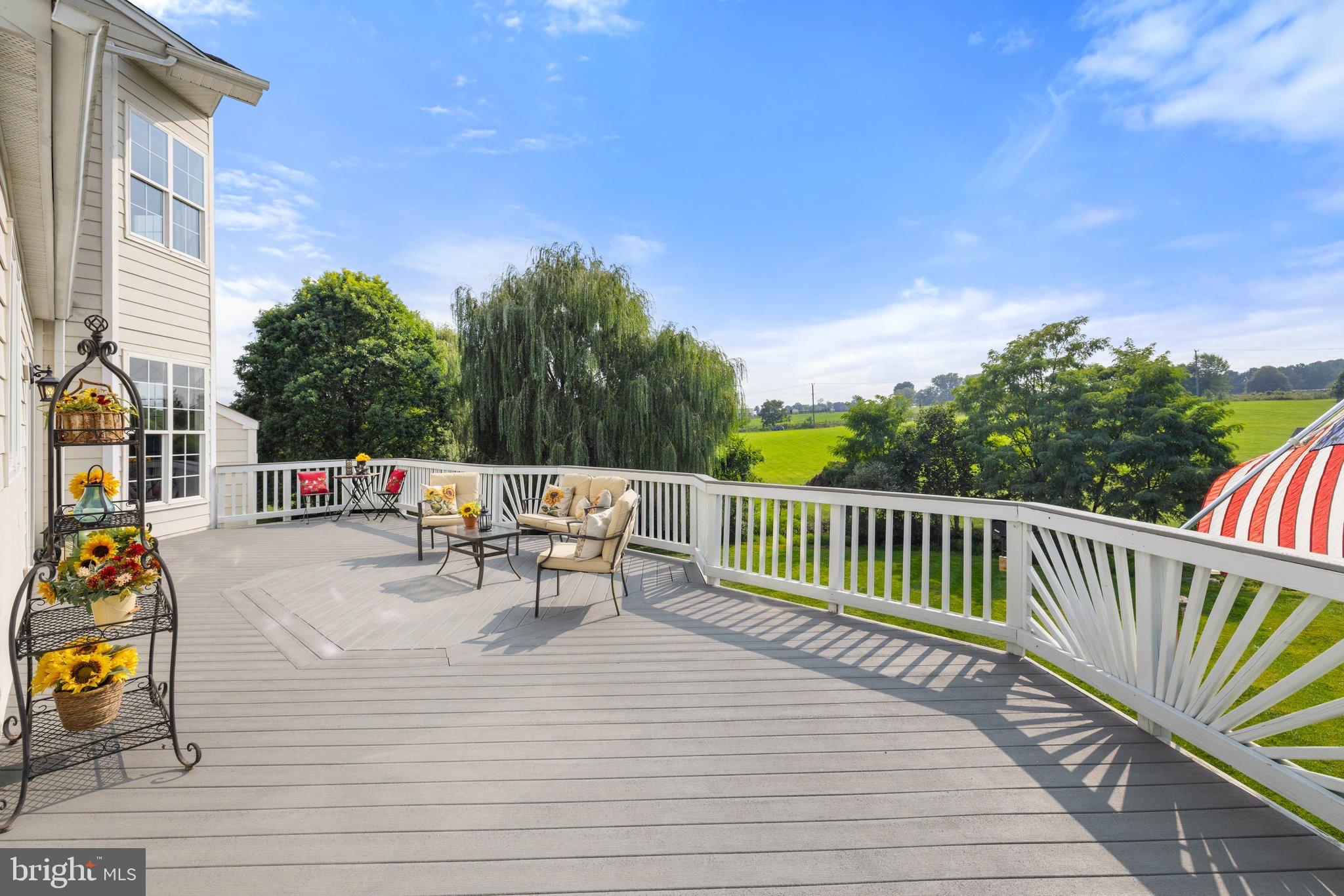 39054 OLD STAGE PLACE