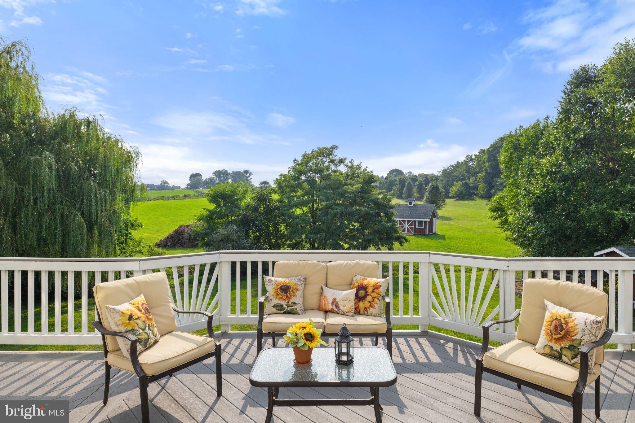 39054 OLD STAGE PLACE