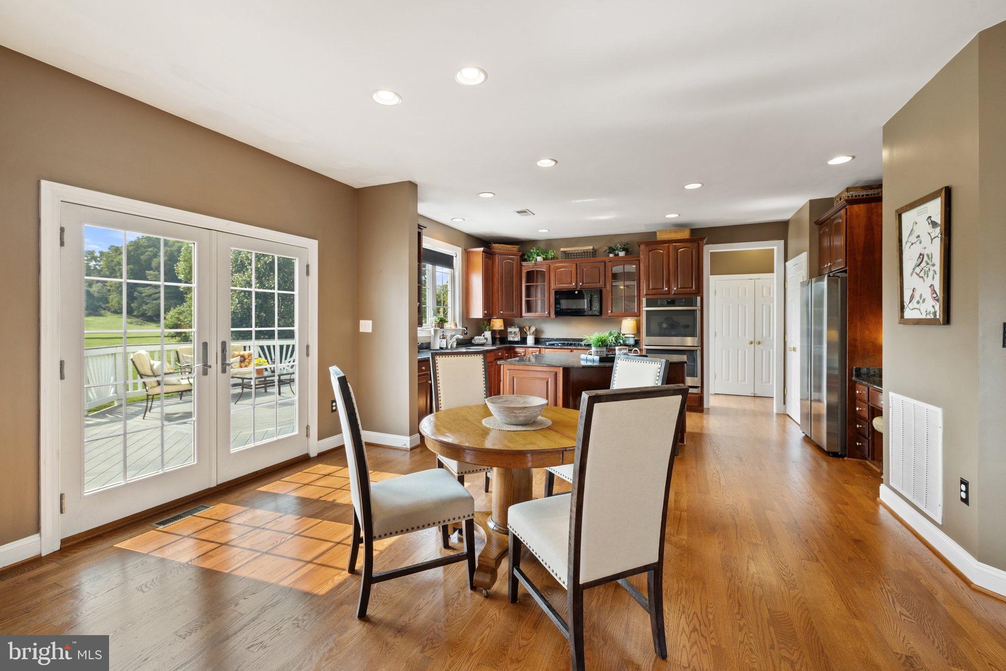 39054 OLD STAGE PLACE