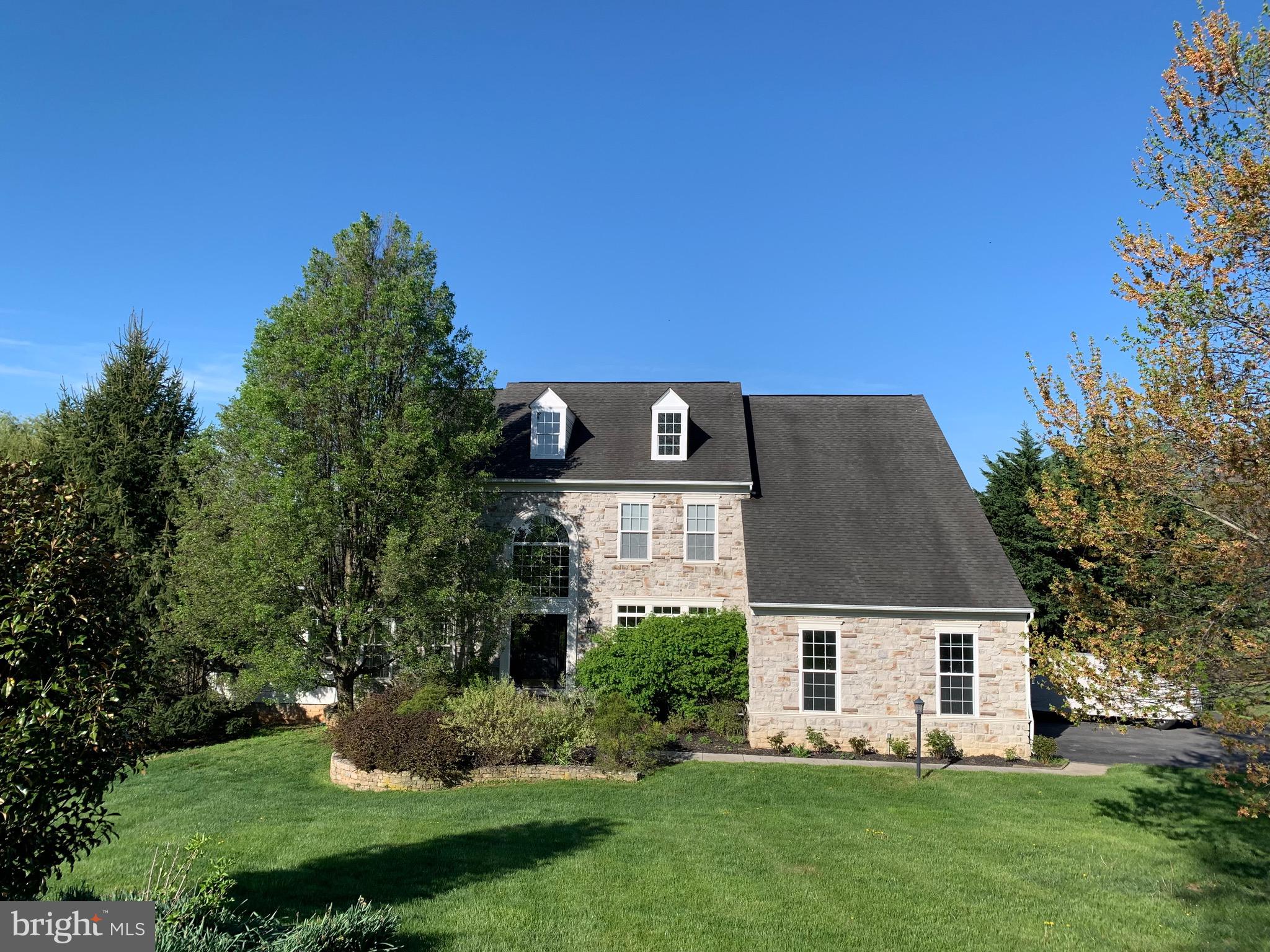 39054 OLD STAGE PLACE