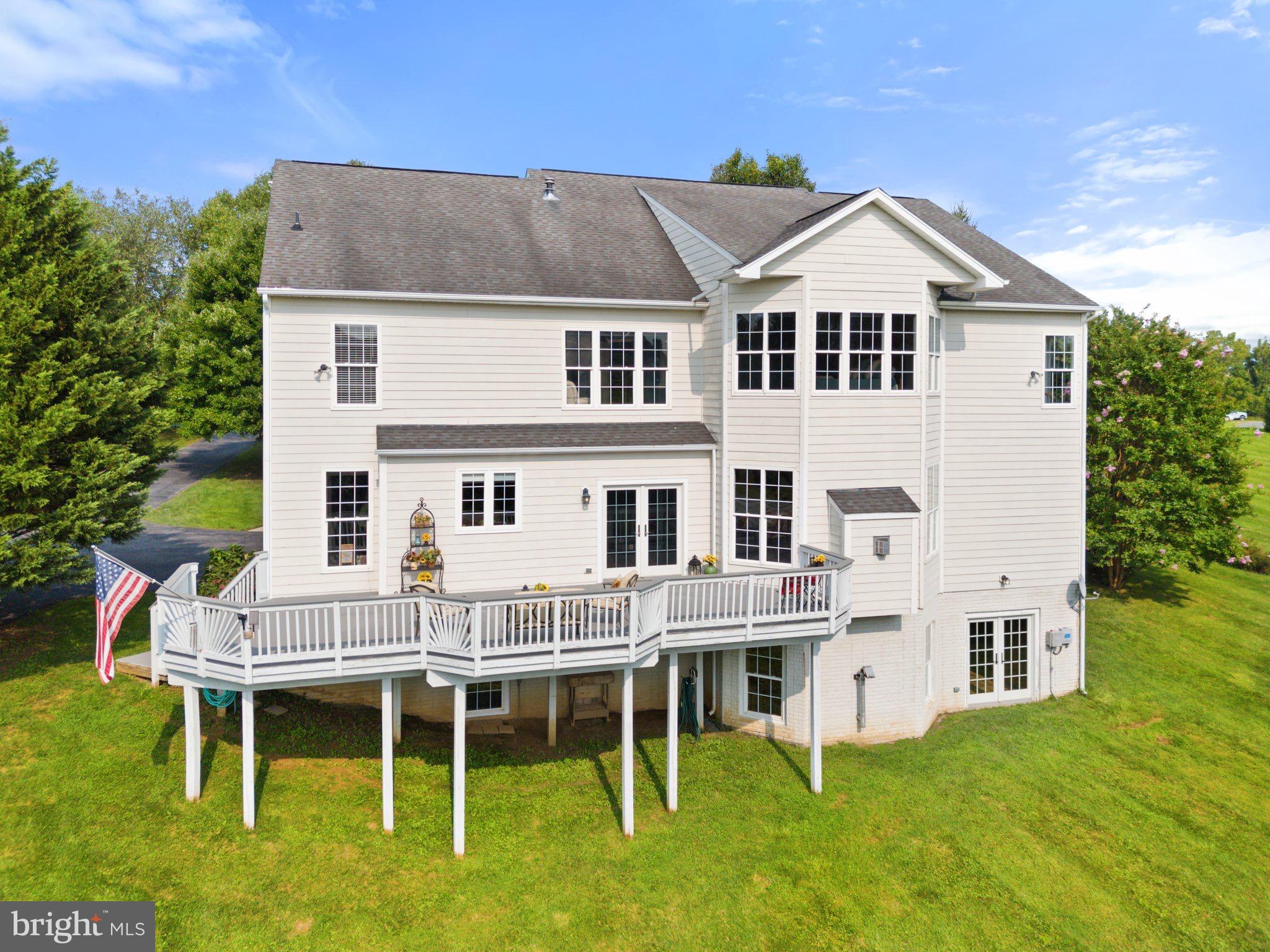 39054 OLD STAGE PLACE