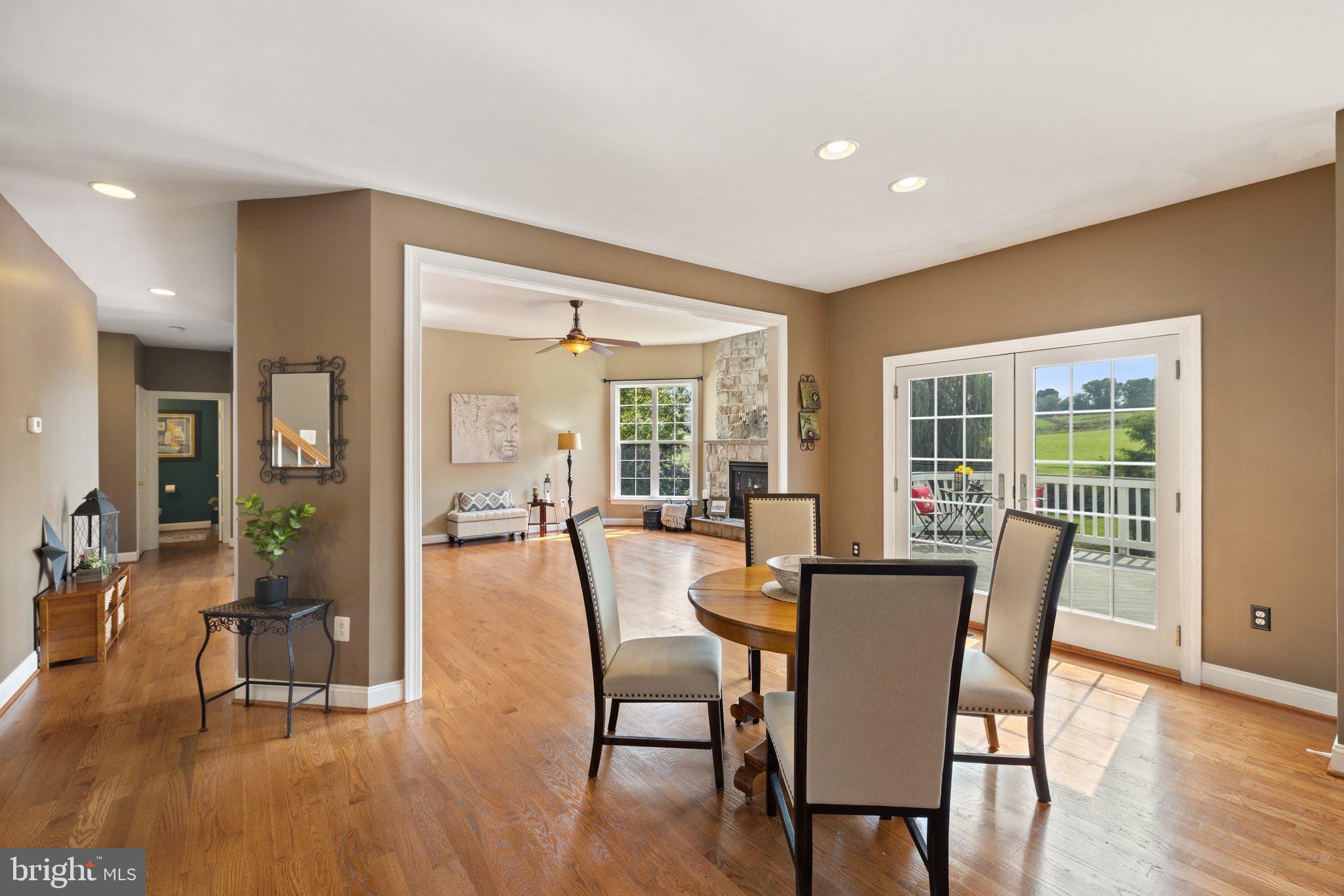 39054 OLD STAGE PLACE