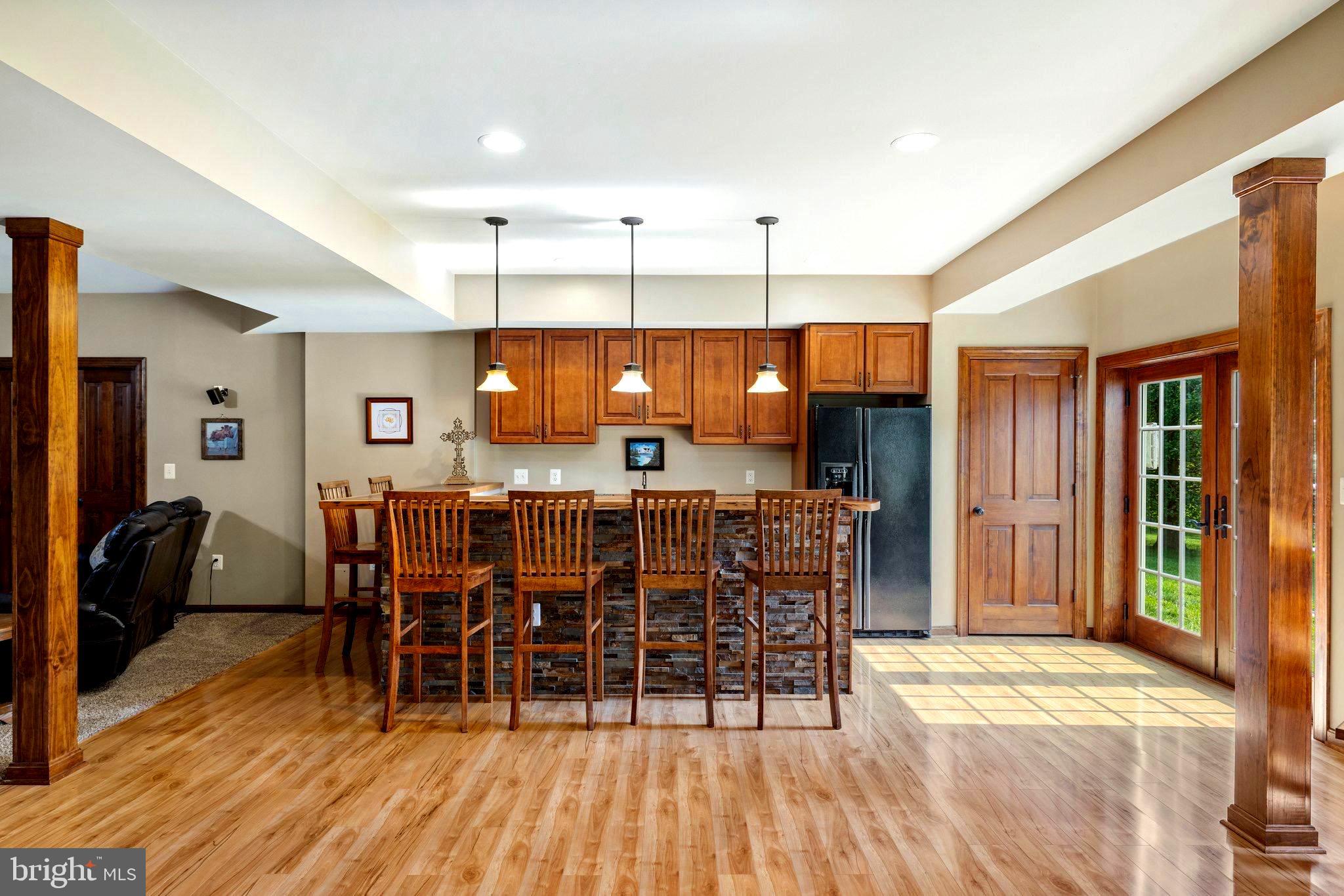 39054 OLD STAGE PLACE