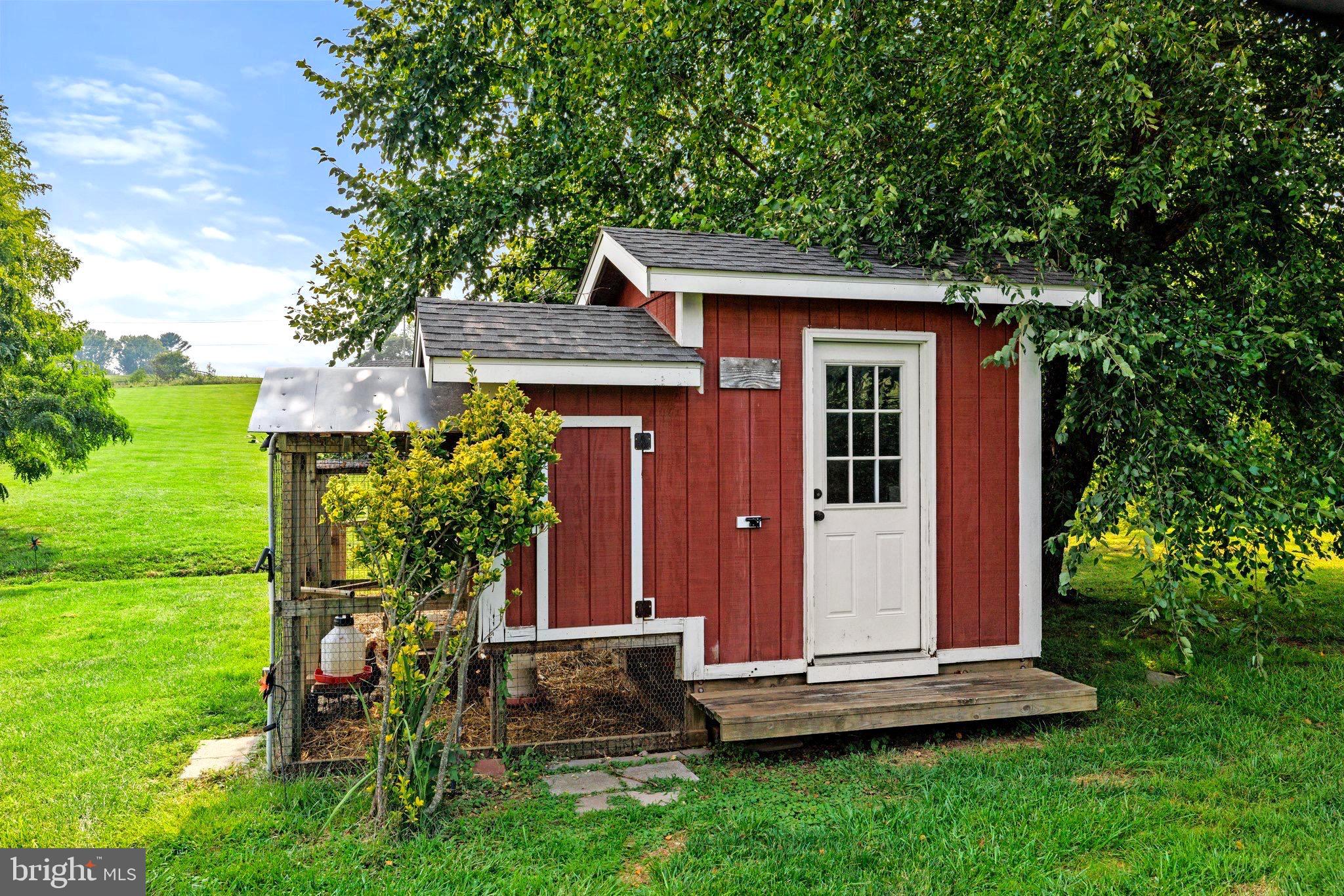 39054 OLD STAGE PLACE