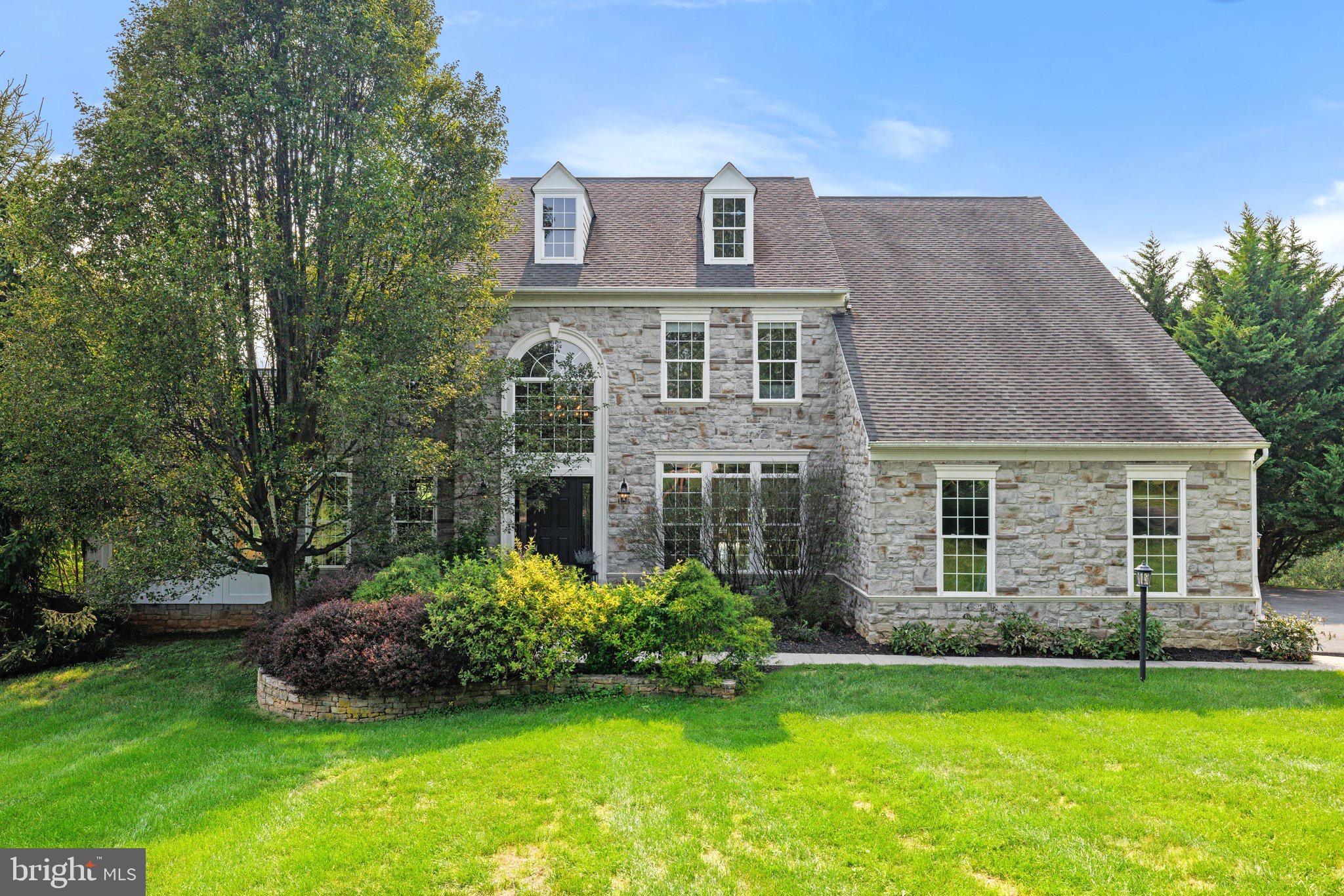 39054 OLD STAGE PLACE