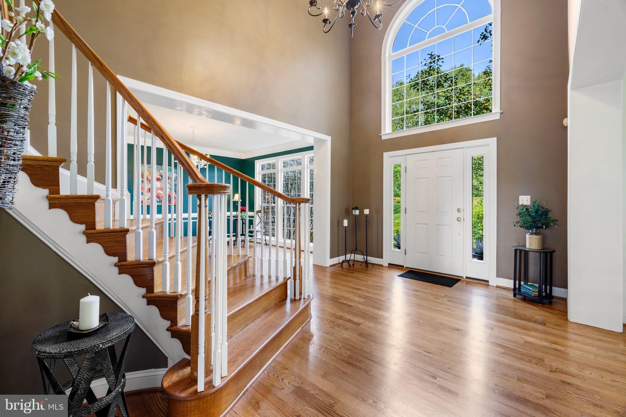 39054 OLD STAGE PLACE