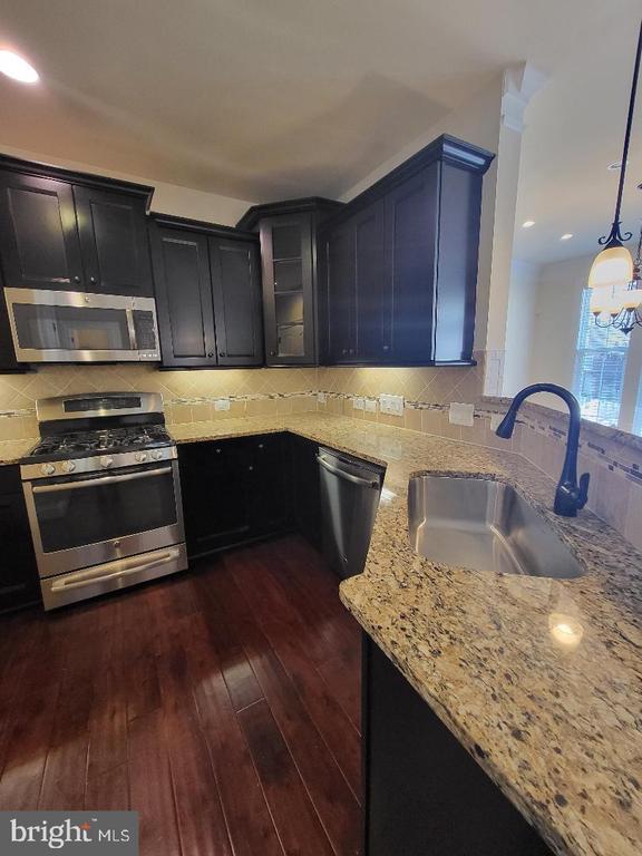 42619 CAPITOL VIEW TERRACE
