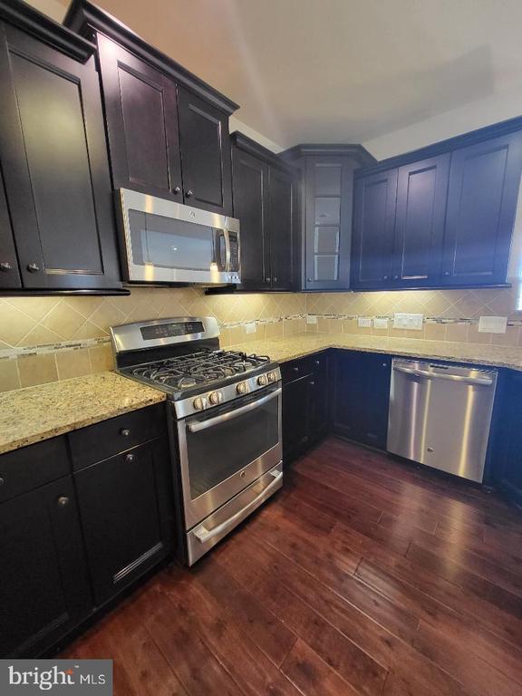 42619 CAPITOL VIEW TERRACE