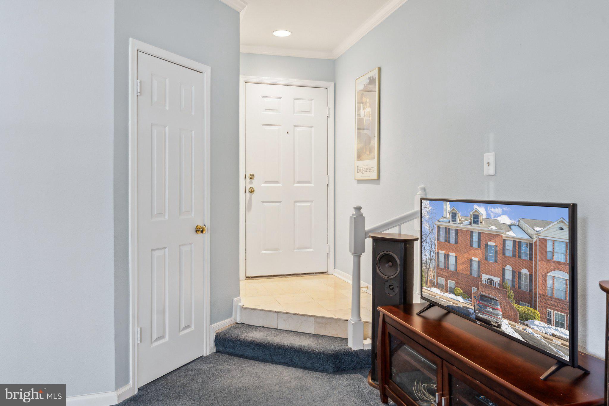 674 GATEWAY DRIVE SE 704