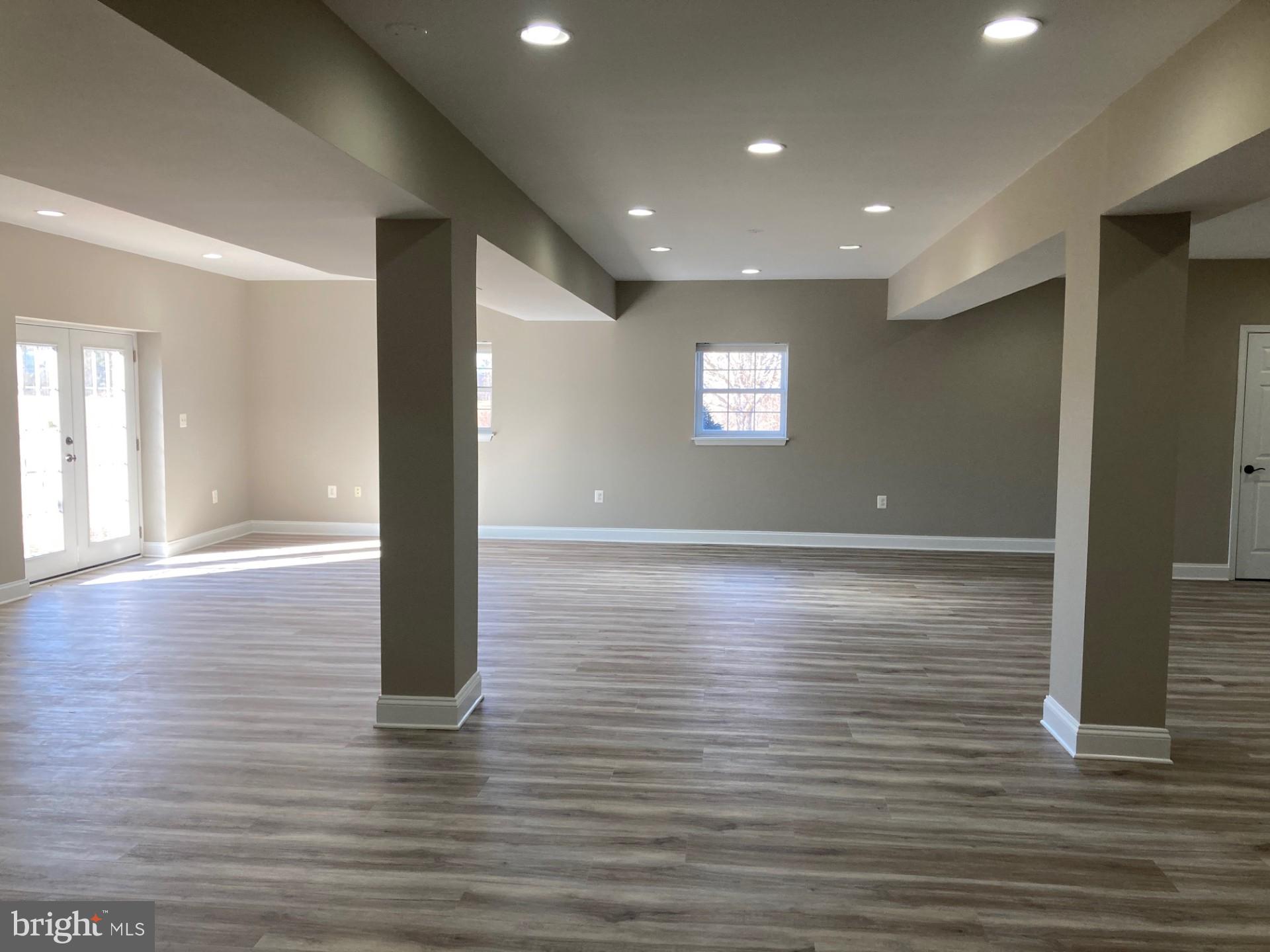 16046 HAMILTON STATION ROAD