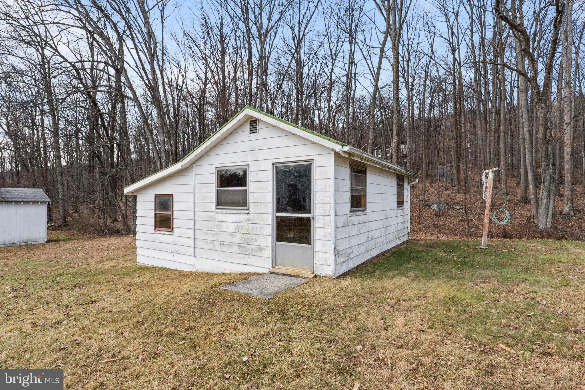 13763 MOUNTAIN ROAD