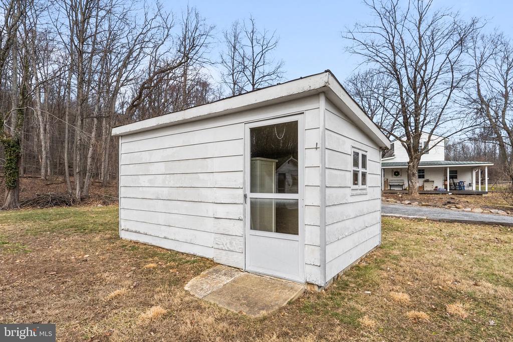 13763 MOUNTAIN ROAD