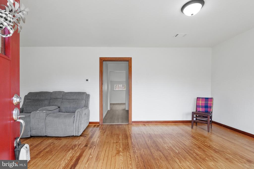 13763 MOUNTAIN ROAD