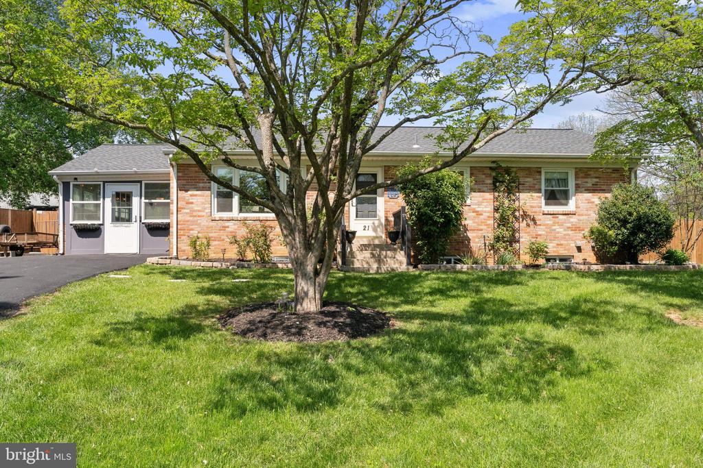 21 PIPER RUN AVENUE