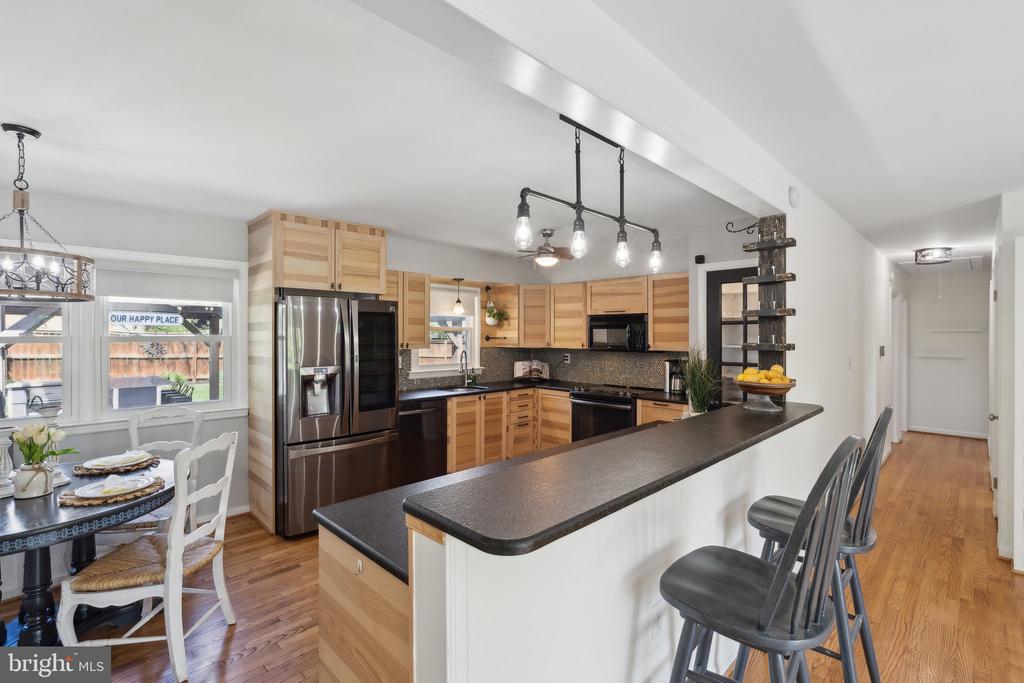 21 PIPER RUN AVENUE