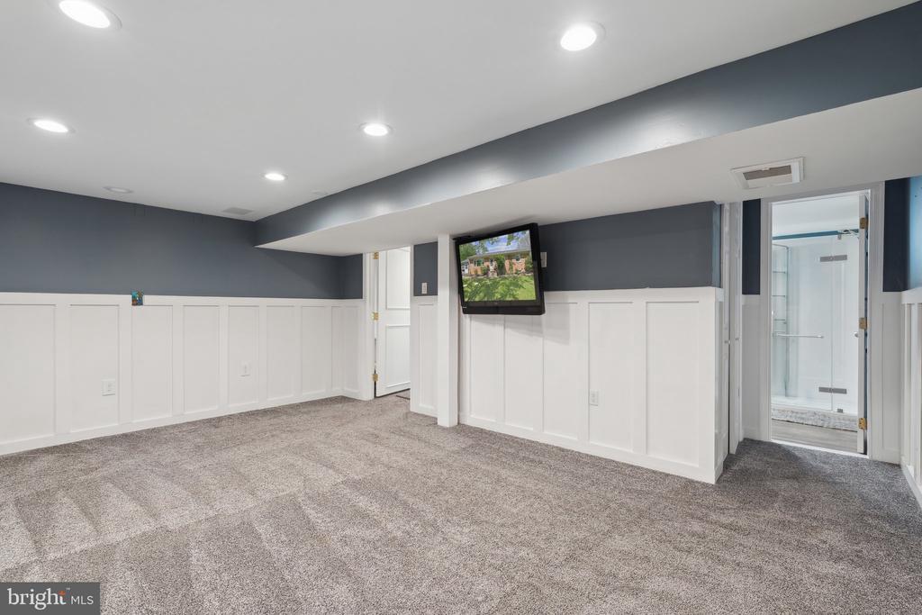 21 PIPER RUN AVENUE