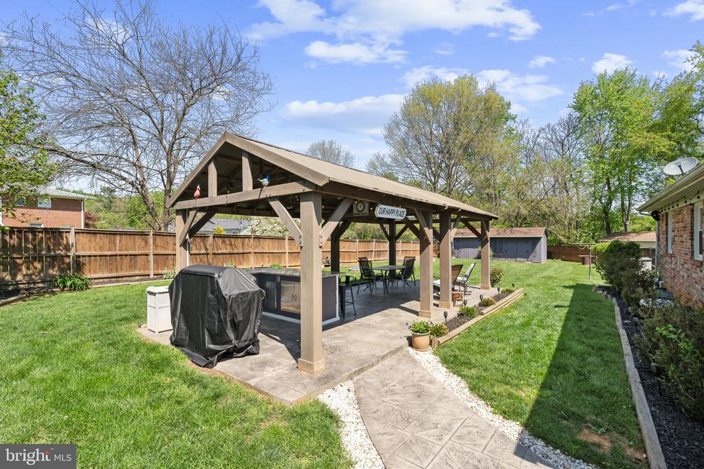 21 PIPER RUN AVENUE