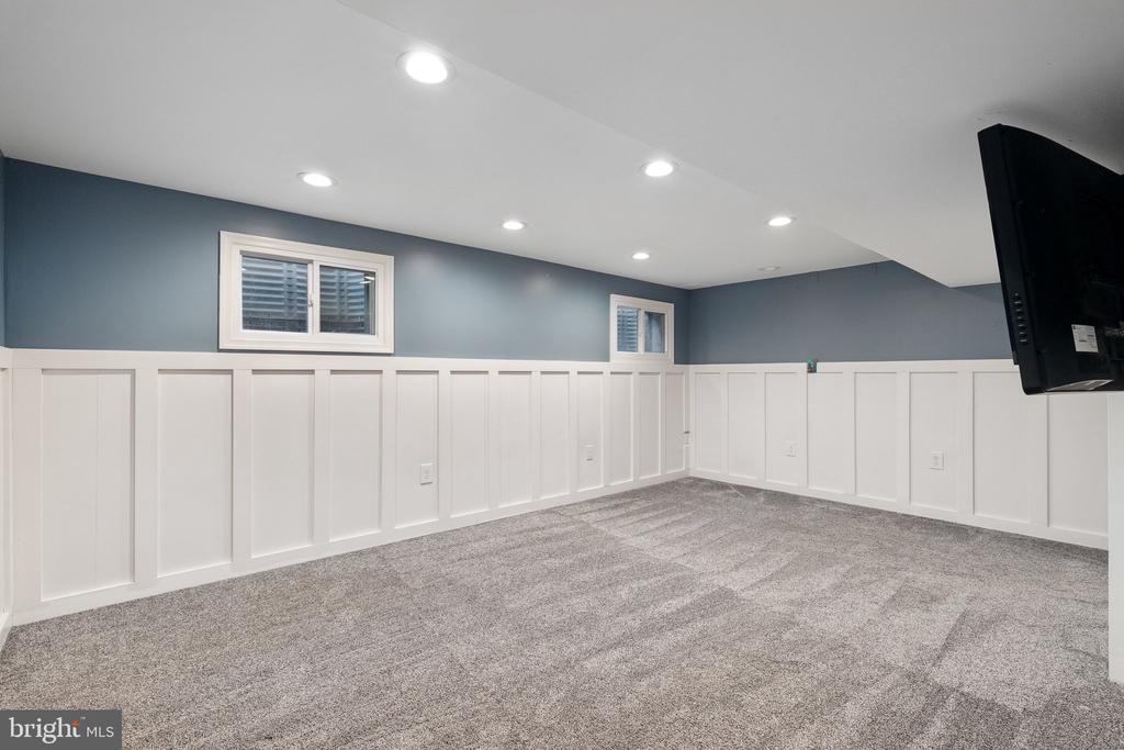 21 PIPER RUN AVENUE