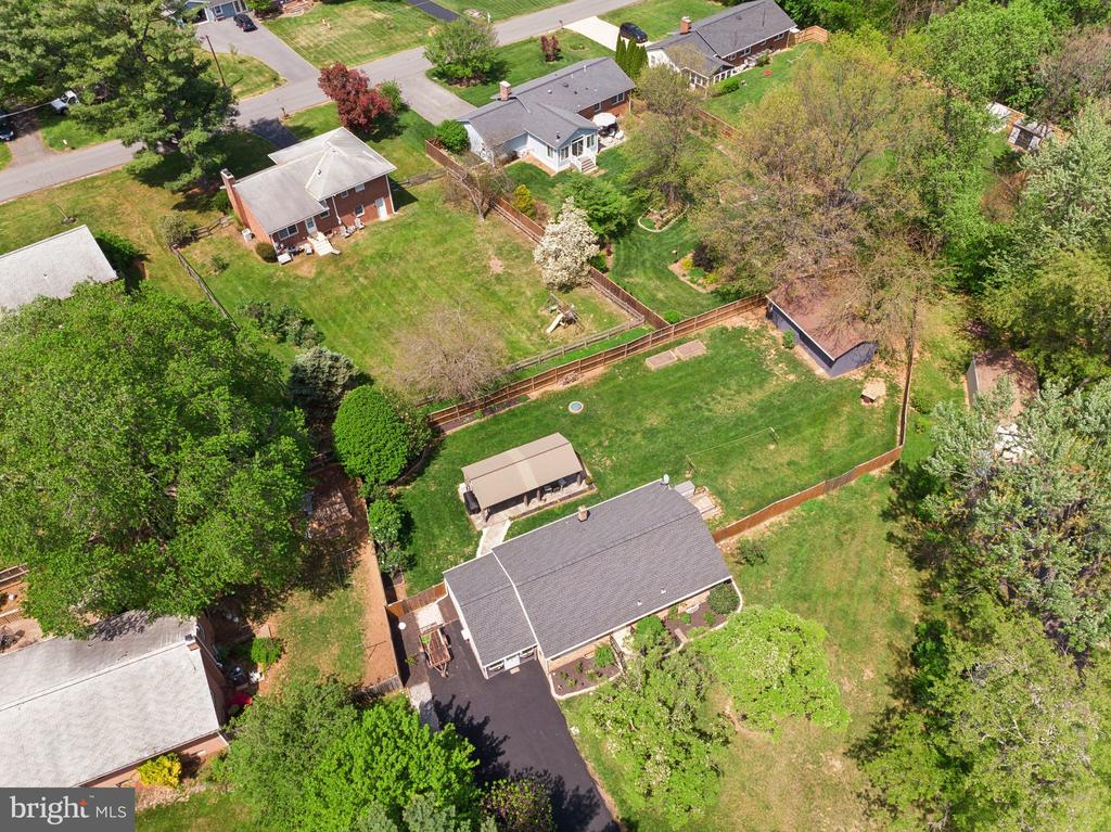 21 PIPER RUN AVENUE
