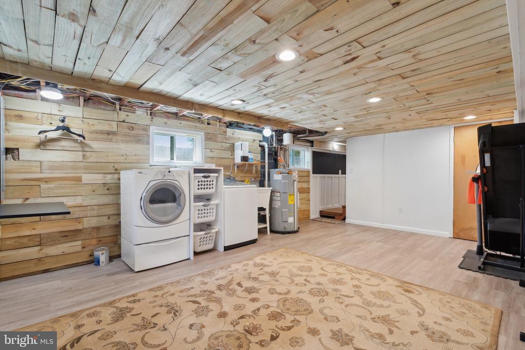 21 PIPER RUN AVENUE