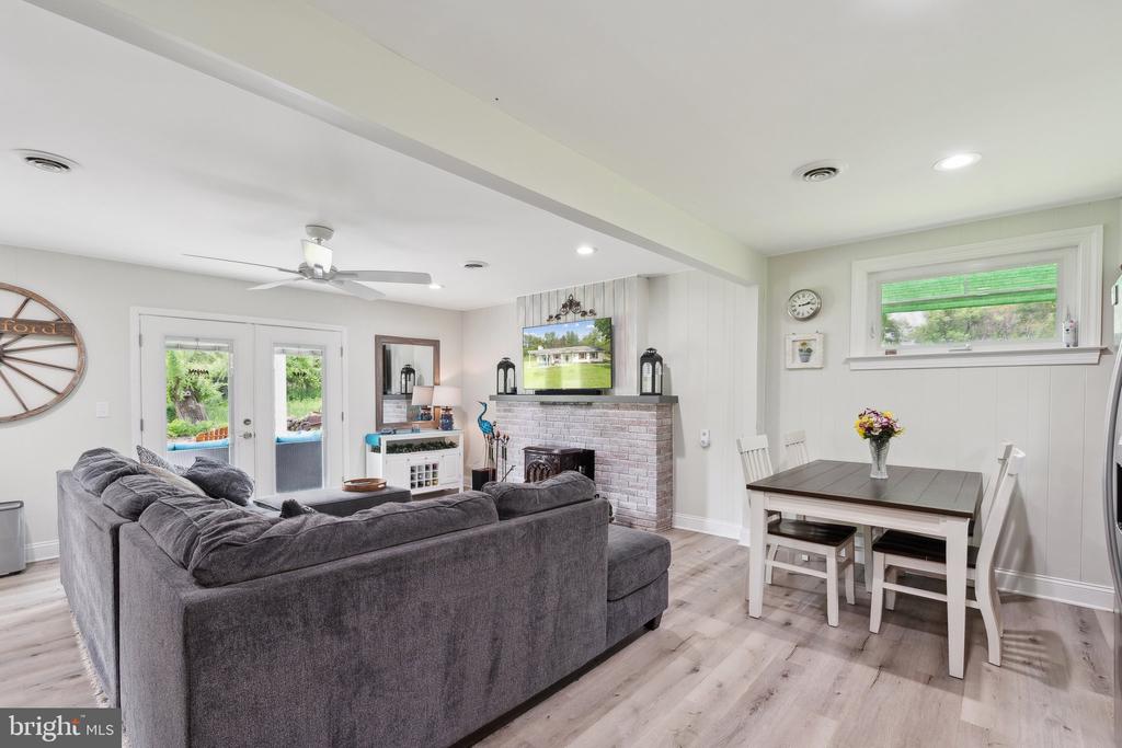 14681 ROSE HOLLOW LANE