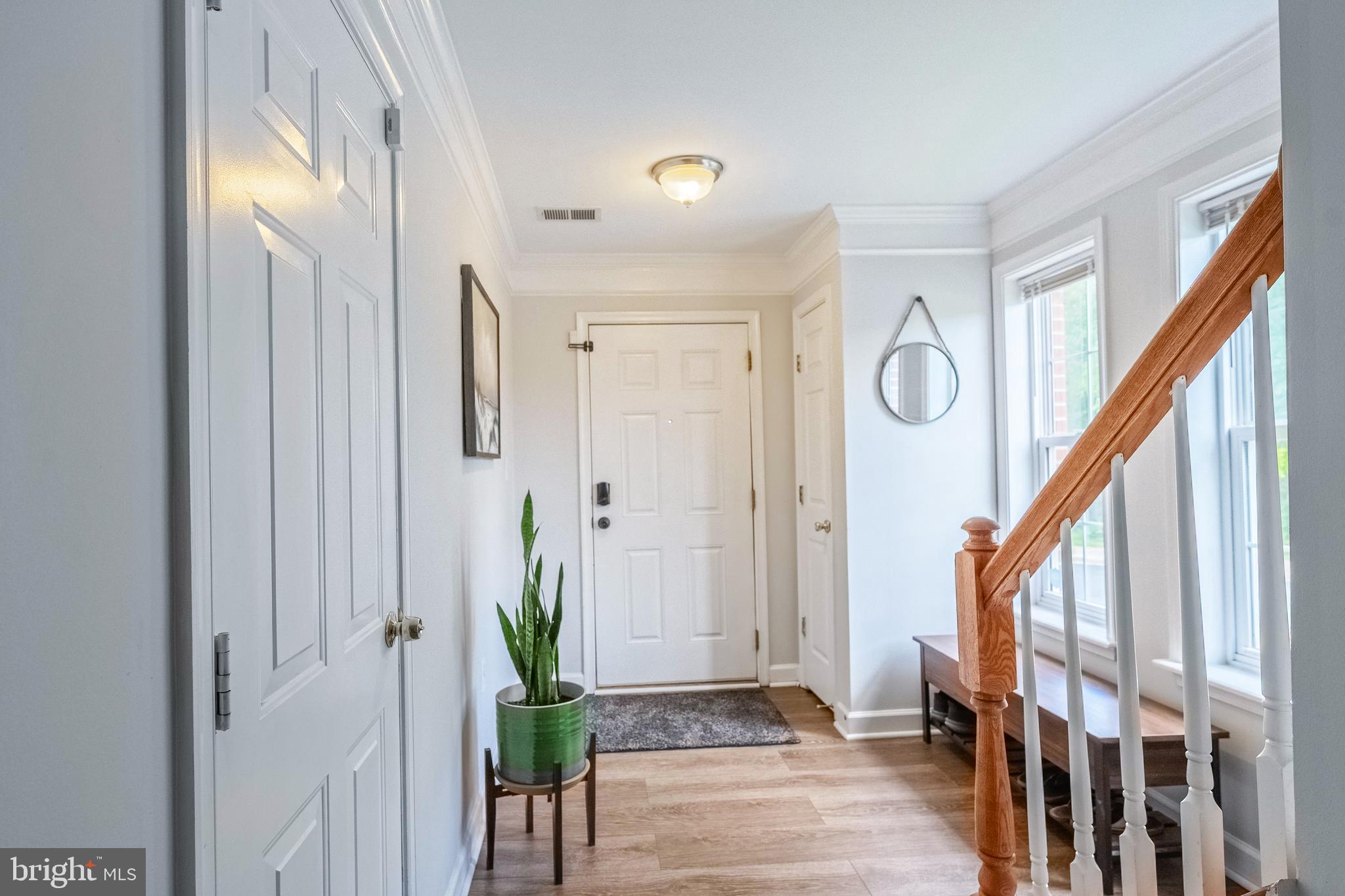 222 HAWKS VIEW SQUARE SE