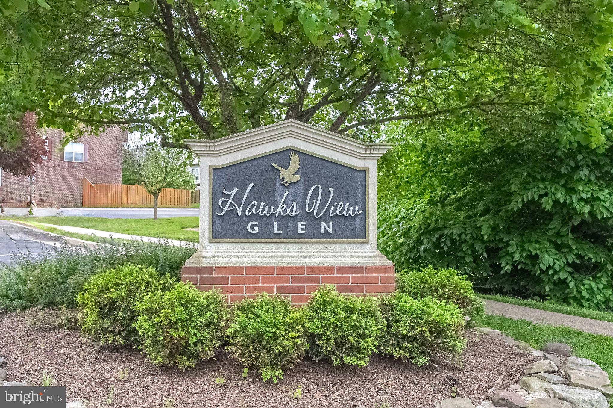 222 HAWKS VIEW SQUARE SE