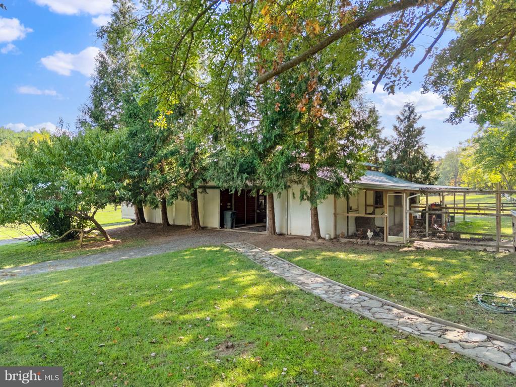 36775 LEITH LANE