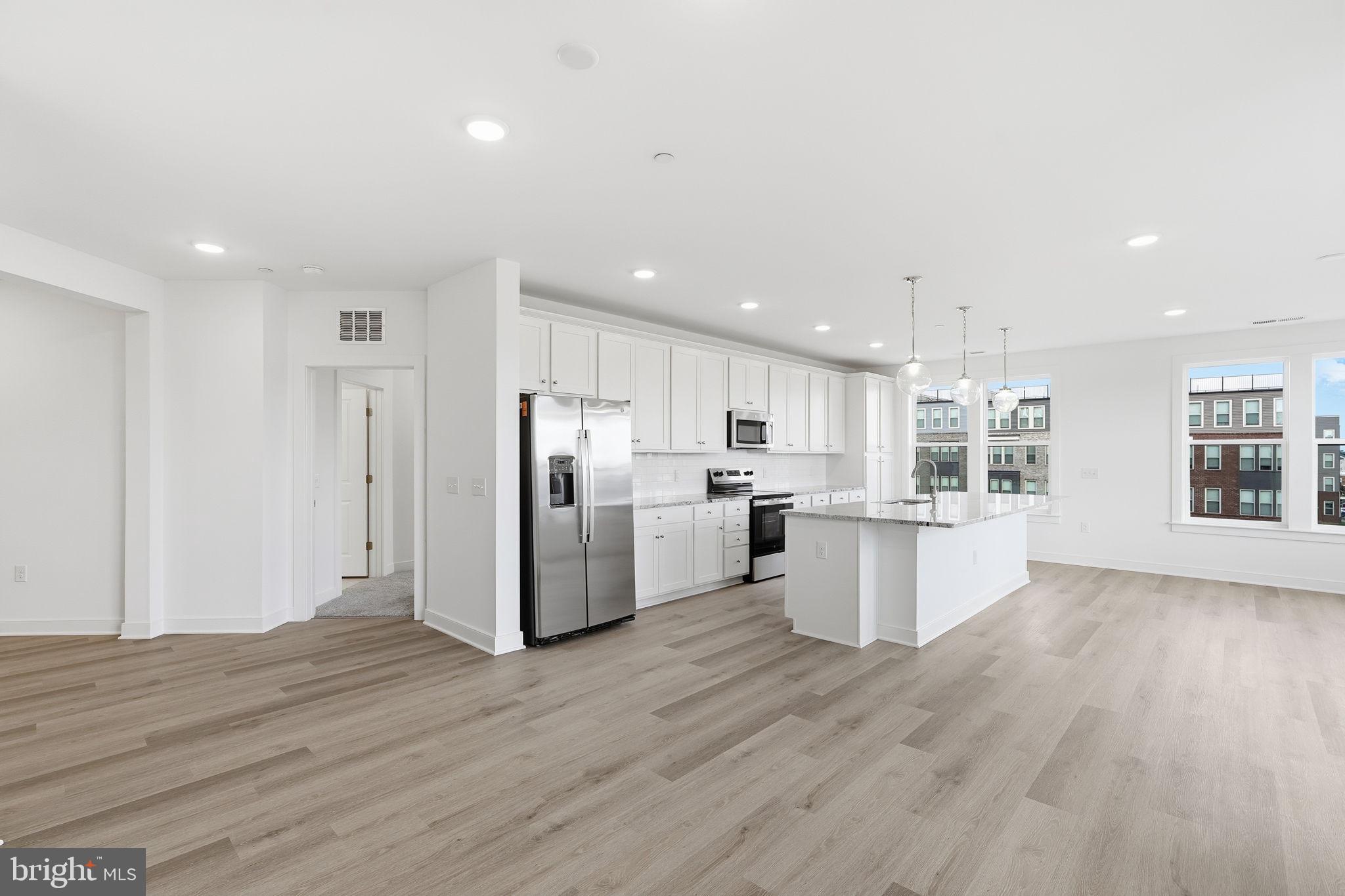 21731 DOVEKIE TERRACE 302