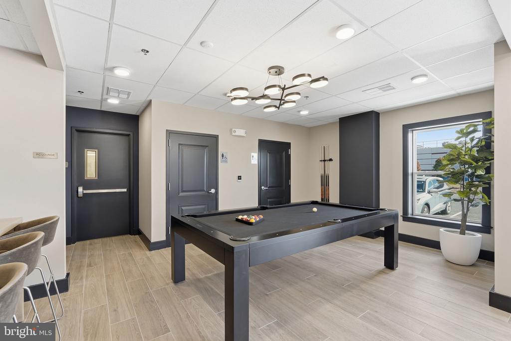 21731 DOVEKIE TERRACE 302