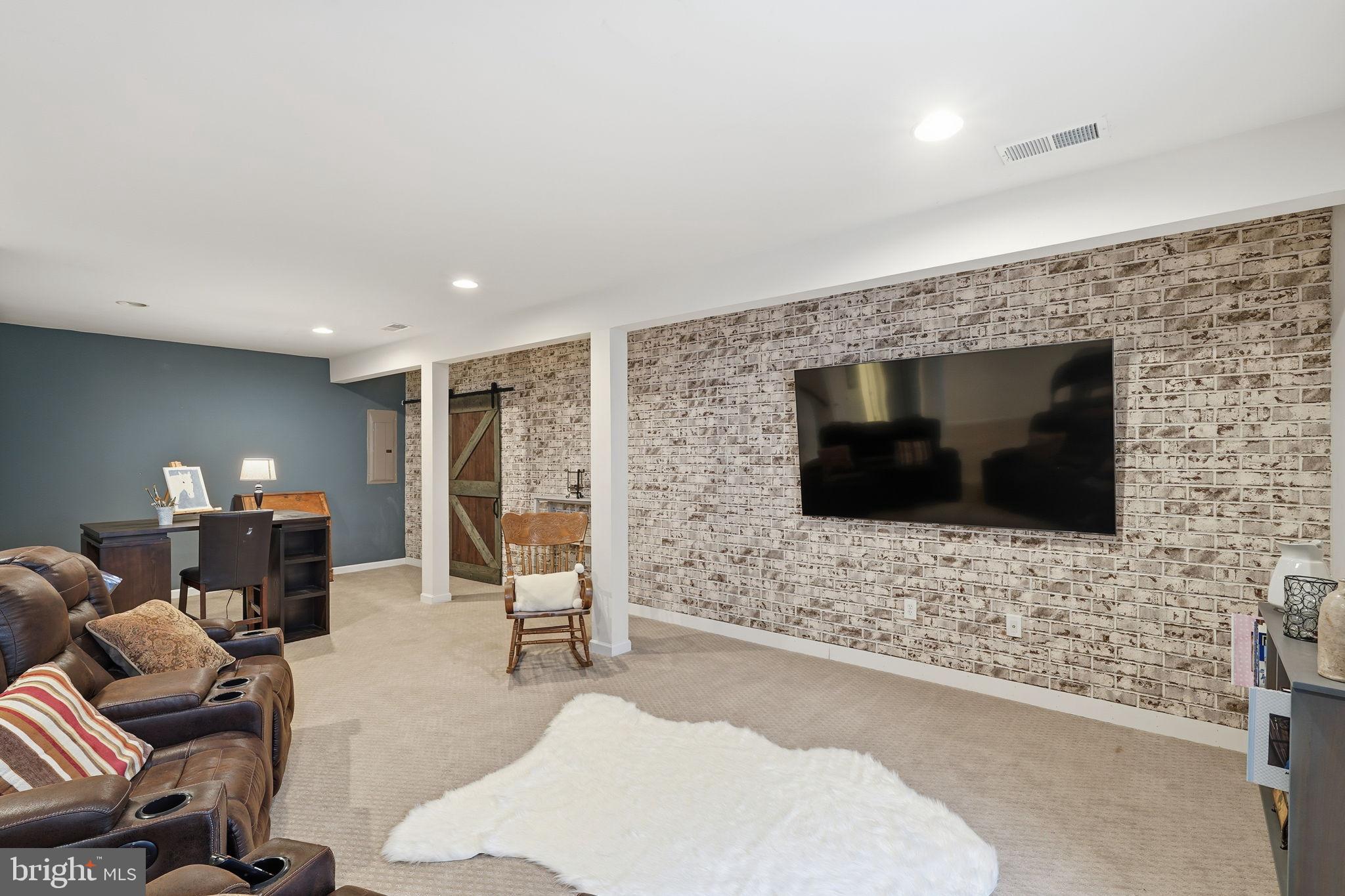 25083 RIDING CENTER DRIVE