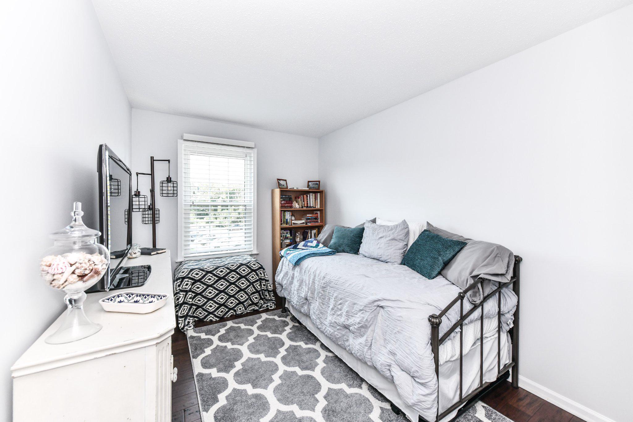 109 PROSPERITY AVENUE SE F
