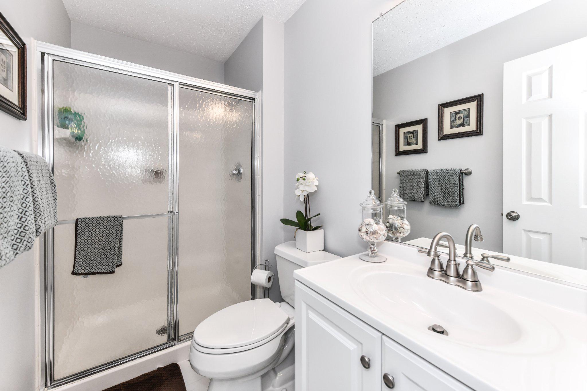 109 PROSPERITY AVENUE SE F