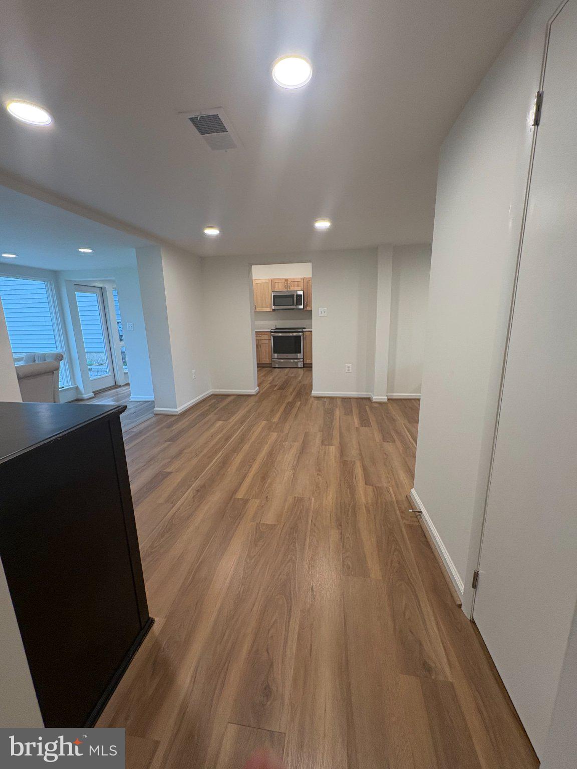 39977 PEACOCK CIRCLE