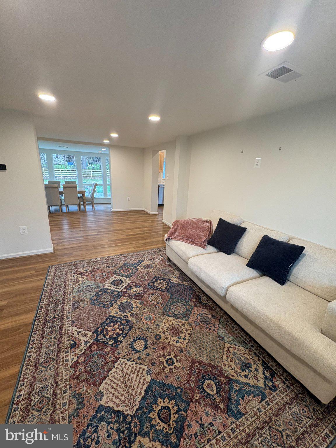 39977 PEACOCK CIRCLE