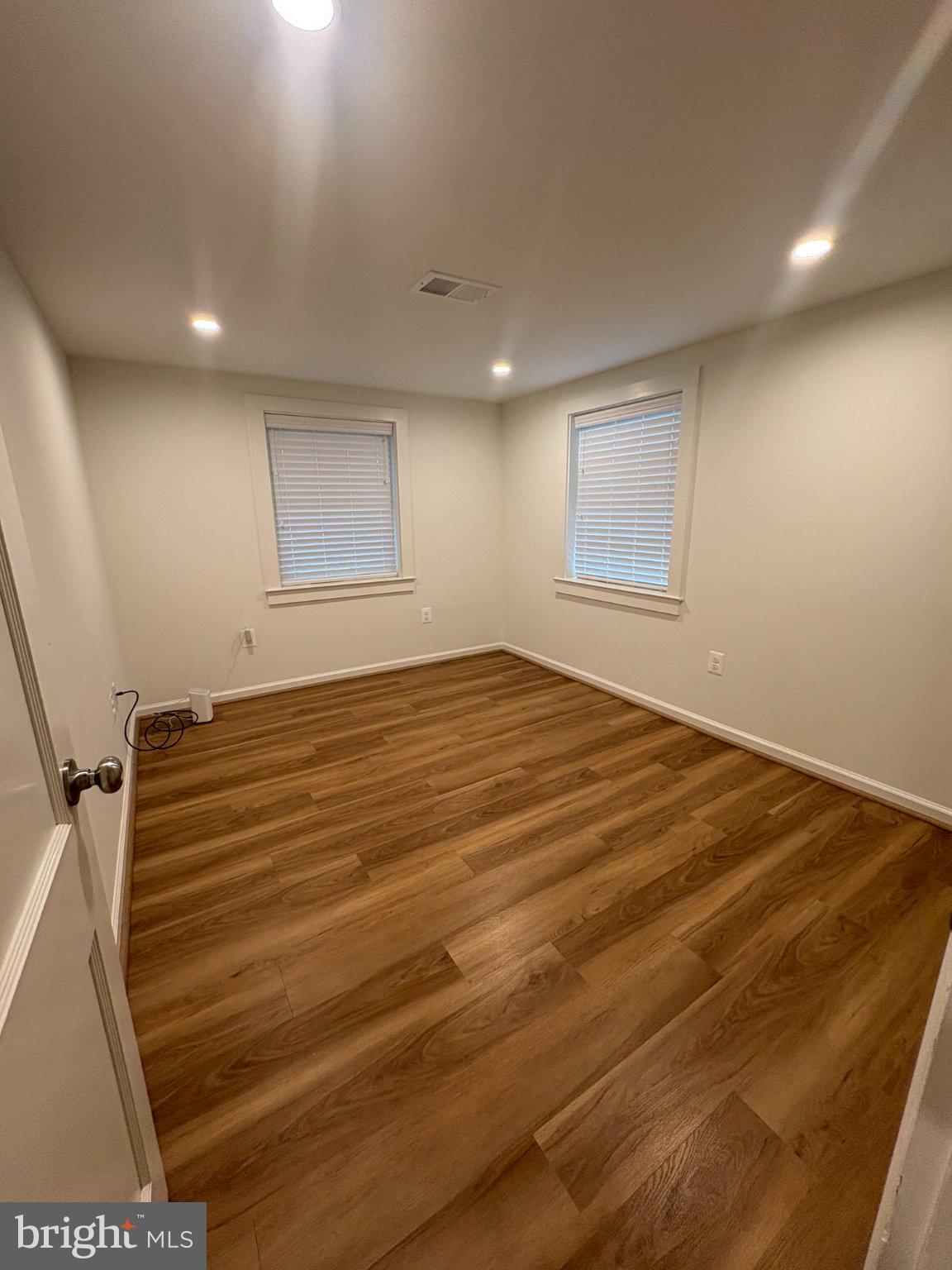 39977 PEACOCK CIRCLE