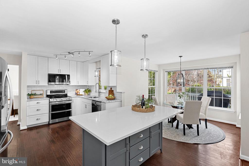 35786 CHAPEL HILL COURT