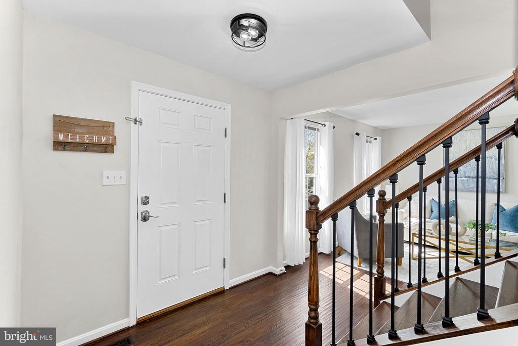 35786 CHAPEL HILL COURT