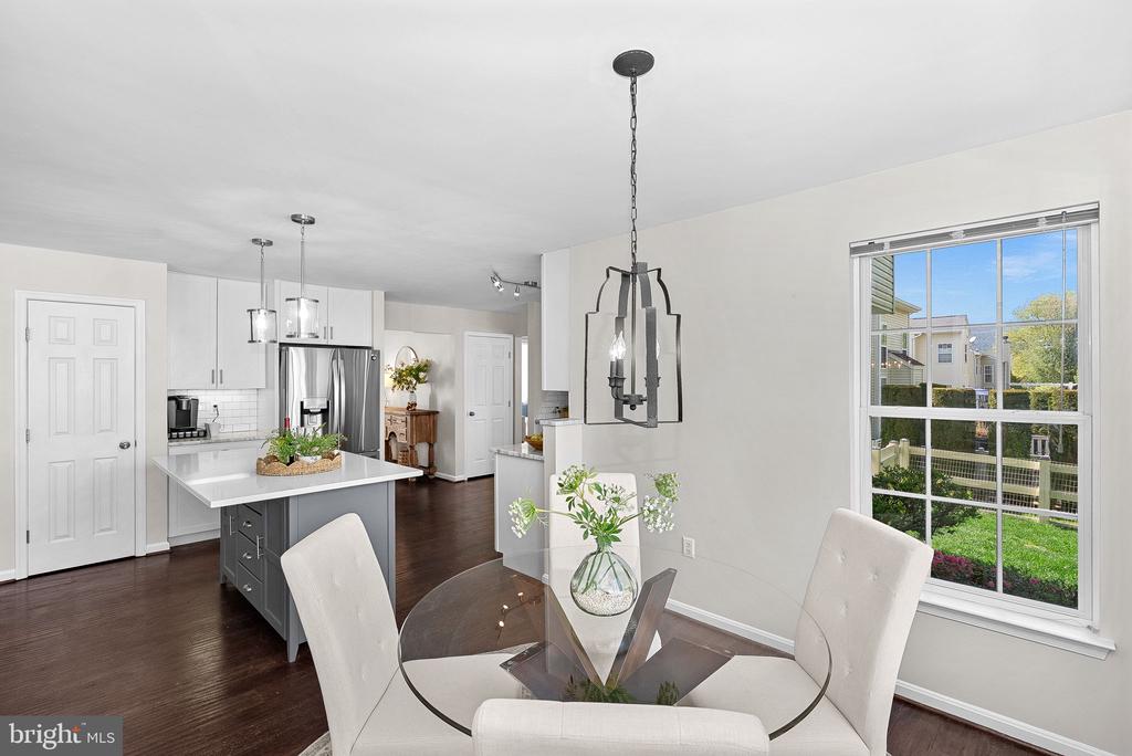 35786 CHAPEL HILL COURT