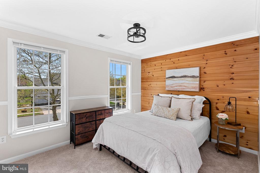 35786 CHAPEL HILL COURT