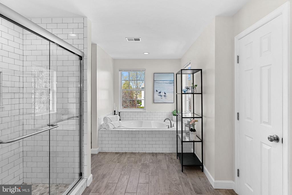 35786 CHAPEL HILL COURT