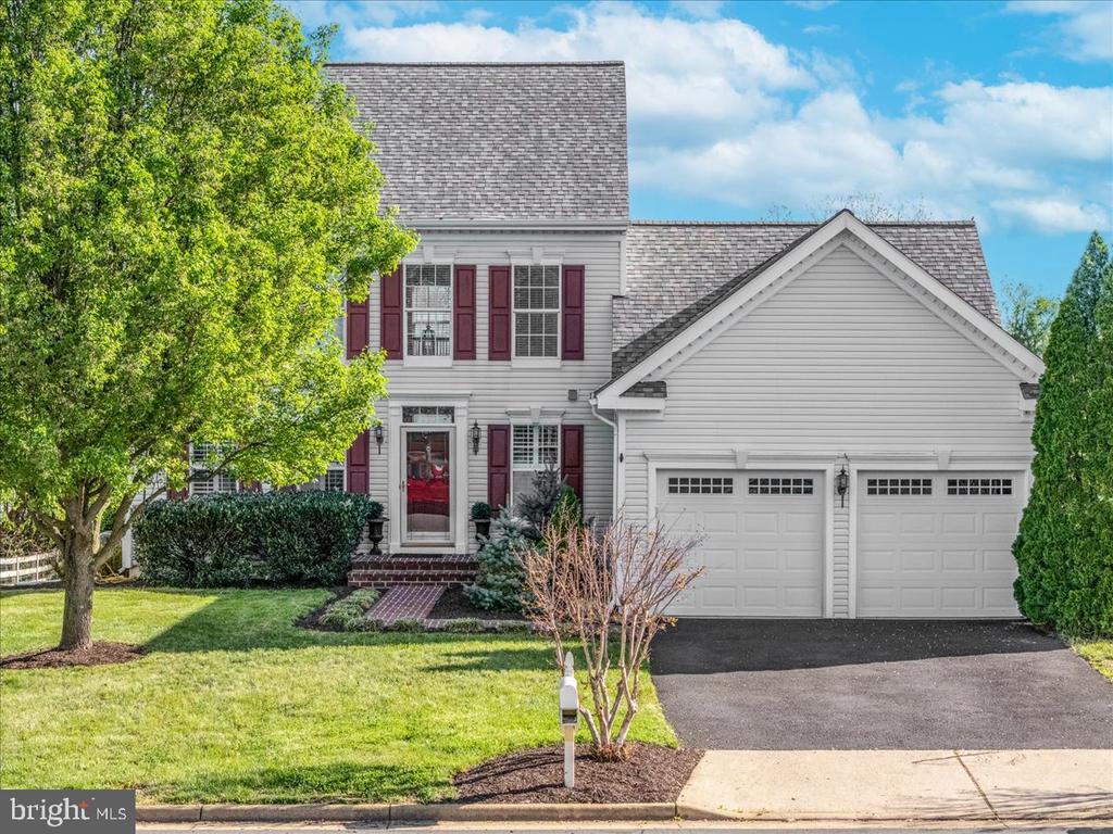 17124 MAGIC MOUNTAIN DRIVE